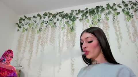 Snapshot of liz_lunaa chatting on April 29, 10:38 pm Liz Luna online show from April 29, 10:38 pm