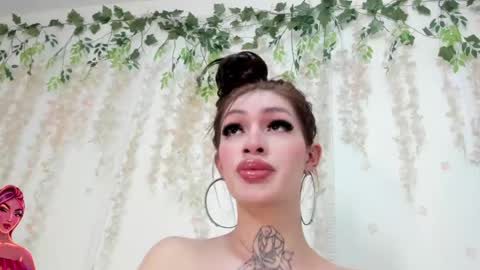 Snapshot of liz_lunaa chatting on June 3, 8:47 pm Liz Luna online show from June 3, 8:47 pm