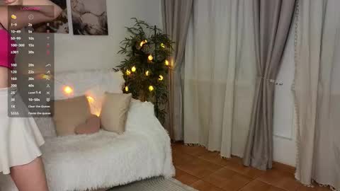 Snapshot of liza_mur chatting on November 27, 6:10 pm your love online show from November 27, 6:10 pm