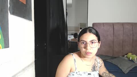 Liza Thurner online show from October 4, 1:03 am