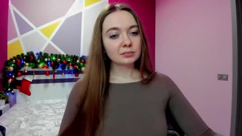Girl next door online show from January 3, 12:30 pm