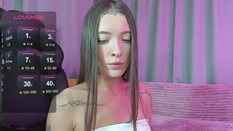 LizaLure online show from October 6, 10:40 pm