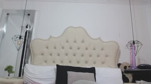 lizANDjuan online show from January 24, 10:08 pm