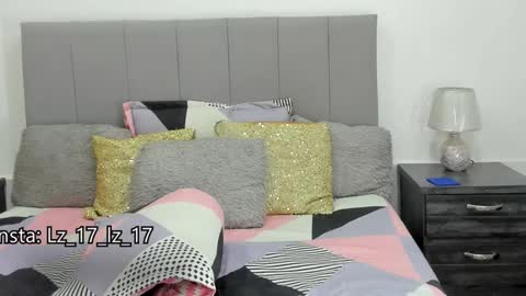 Snapshot of lizathomson_ chatting on September 29, 9:41 pm liza online show from September 29, 9:41 pm