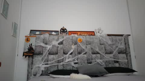 Snapshot of lizbeth_ross chatting on October 28, 11:25 am LIZBETH ROSS online show from October 28, 11:25 am