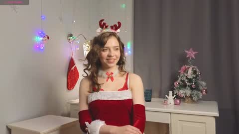 Hello there im Amelia Im new here Lets have fun online show from December 25, 3:08 am
