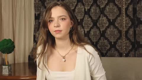 Hello there im Amelia Im new here Lets have fun online show from December 29, 3:11 am