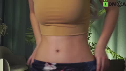 Sunnheart online show from December 28, 8:25 pm