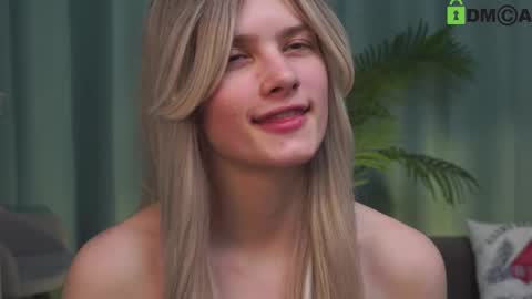 Sunnheart online show from February 26, 8:44 pm