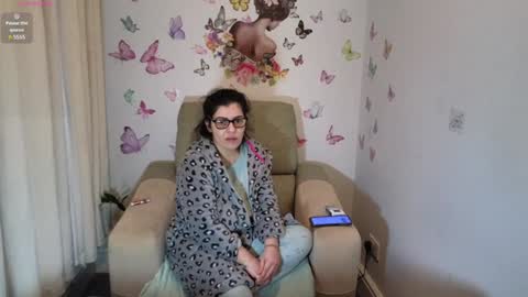 Lizy online show from January 5, 12:31 pm