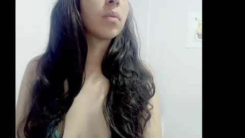 Snapshot of lizz1305 chatting on February 25, 3:05 pm lizz1305 online show from February 25, 3:05 pm