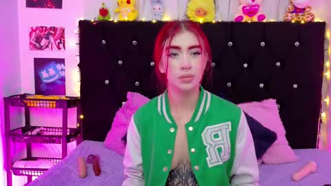 Snapshot of lizz_bela1 chatting on October 5, 10:51 pm Lizz online show from October 5, 10:51 pm