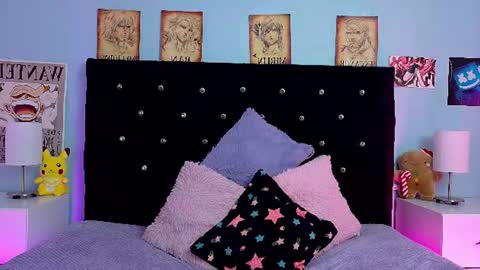 Lizz online show from July 3, 11:00 pm