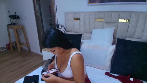 Lizz  online show from October 9, 11:52 am