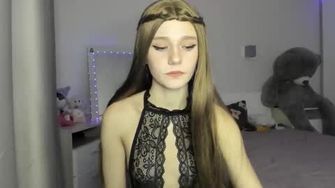 Snapshot of lizza_a chatting on March 7, 6:05 pm lizza_a online show from March 7, 6:05 pm