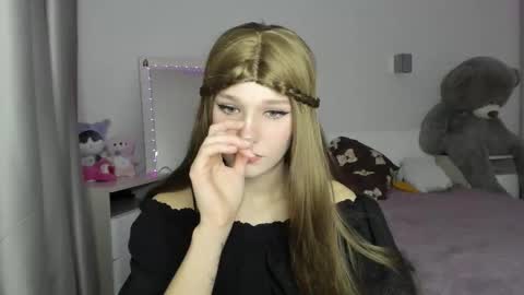 Snapshot of lizza_a chatting on March 15, 6:14 pm lizza_a online show from March 15, 6:14 pm