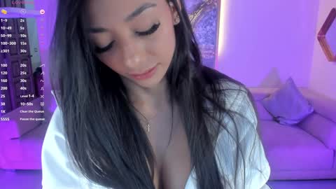 Lizzi  online show from December 19, 12:34 am