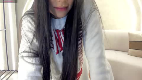 Lizzi  online show from September 13, 7:35 pm
