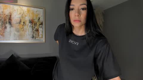 Lizzi  online show from March 20, 8:57 pm