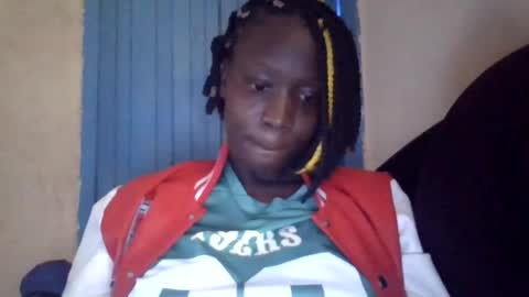 Snapshot of lizzie2020 chatting on June 15, 5:09 am lizzie2020 online show from June 15, 5:09 am