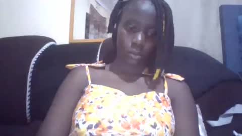 lizzie2020 online show from June 26, 9:19 pm