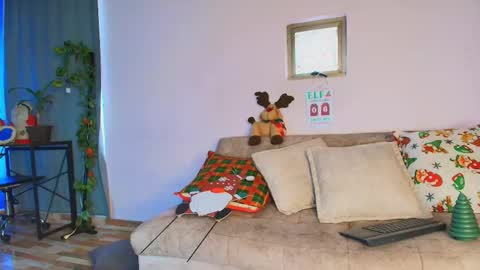 Snapshot of lizzy_kane chatting on December 5, 8:27 pm lizzy_kane online show from December 5, 8:27 pm