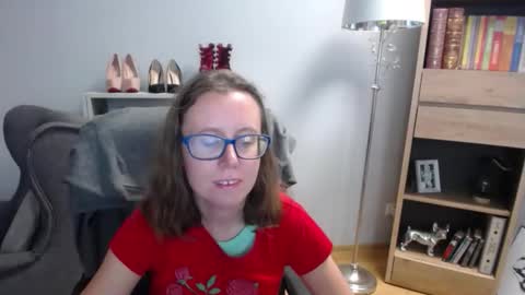 Lizzy online show from September 16, 4:24 am