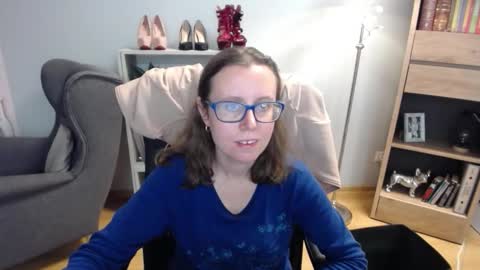 Lizzy online show from October 16, 4:24 am