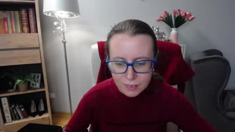 Snapshot of lizzy_sparkle chatting on March 16, 5:24 am Lizzy online show from March 16, 5:24 am