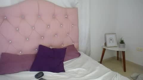 Lizzy online show from March 7, 4:46 am