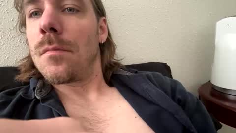 Snapshot of ljbaker chatting on March 28, 4:50 pm ljbaker online show from March 28, 4:50 pm