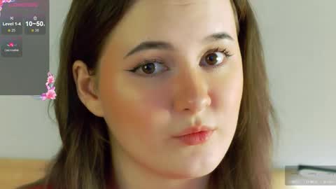 Snapshot of lkama_sutral chatting on December 19, 5:14 am Kate or Kattie or Kiki online show from December 19, 5:14 am