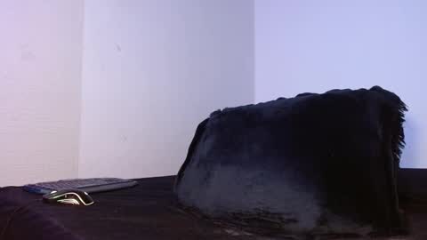 lliamm 2 online show from September 29, 3:44 am