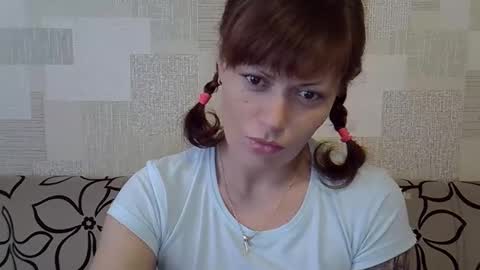 lliilluu online show from September 24, 8:39 am
