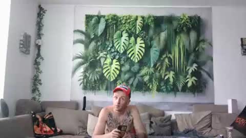 lll4lexlll online show from September 21, 3:13 pm