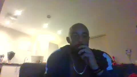 Leon online show from September 27, 7:30 pm