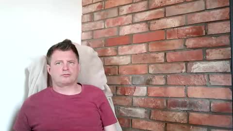 Snapshot of lllukasssxxx chatting on May 20, 1:28 pm lllukasssxxx online show from May 20, 1:28 pm