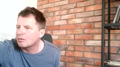 Snapshot of lllukasssxxx chatting on May 28, 8:55 am lllukasssxxx online show from May 28, 8:55 am