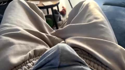 Snapshot of loadshoo chatting on March 29, 6:35 am Cumshooter online show from March 29, 6:35 am