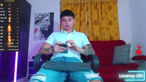 lobito_xxxl online show from September 19, 9:37 pm