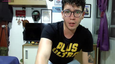Snapshot of lobomx19 chatting on January 29, 3:01 am Lobo online show from January 29, 3:01 am