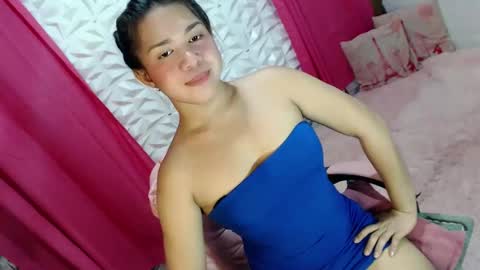 Snapshot of lobotara69 chatting on December 19, 9:18 am Thea online show from December 19, 9:18 am