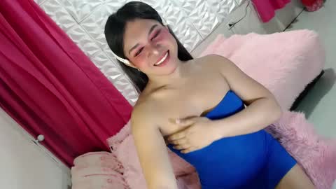 Snapshot of lobotara69 chatting on February 7, 9:04 pm Thea online show from February 7, 9:04 pm