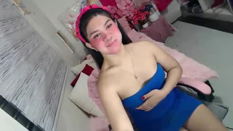 Snapshot of lobotara69 chatting on September 29, 8:19 am Thea online show from September 29, 8:19 am