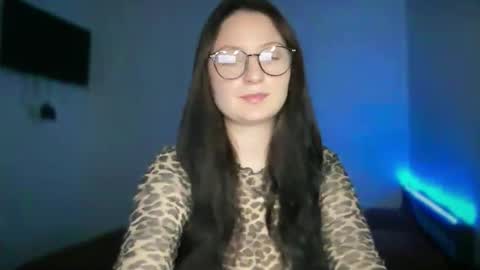 locaalis1 online show from October 14, 9:43 am