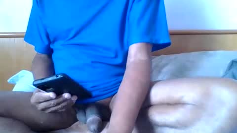 lodovicense1984 online show from November 1, 5:59 pm