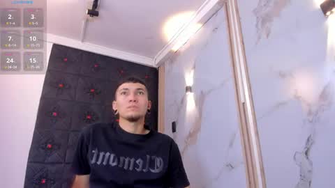 logan_and_rachel online show from March 23, 7:29 pm