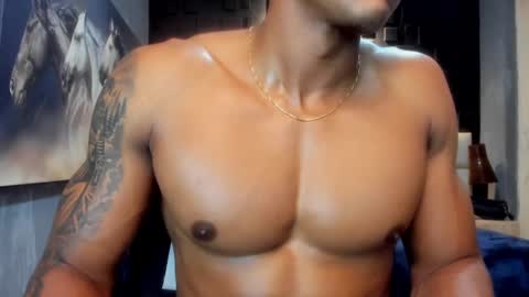 logan_varela online show from December 3, 11:13 pm