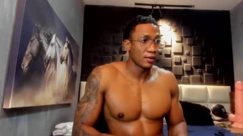 logan_varela online show from December 6, 12:56 am