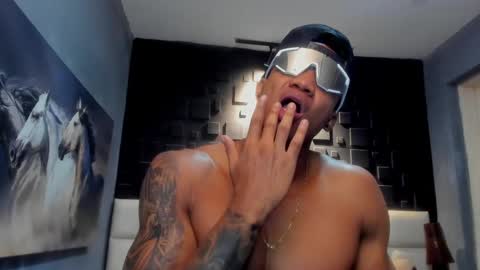 logan_varela online show from December 13, 2:05 pm